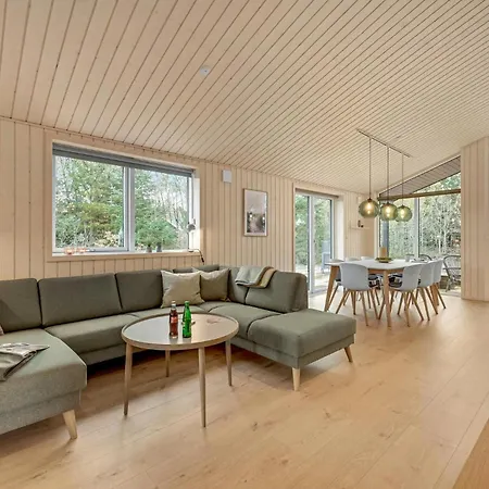 Stunning In Henne With Kitchen * Henne Strand