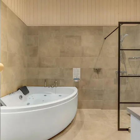 Stunning In Henne With Kitchen بيت للعطل هين ستراند